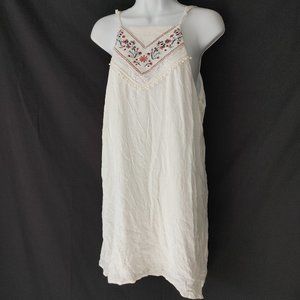 JUNIOR LADIES EMBROIDERED SUMMER DRESS